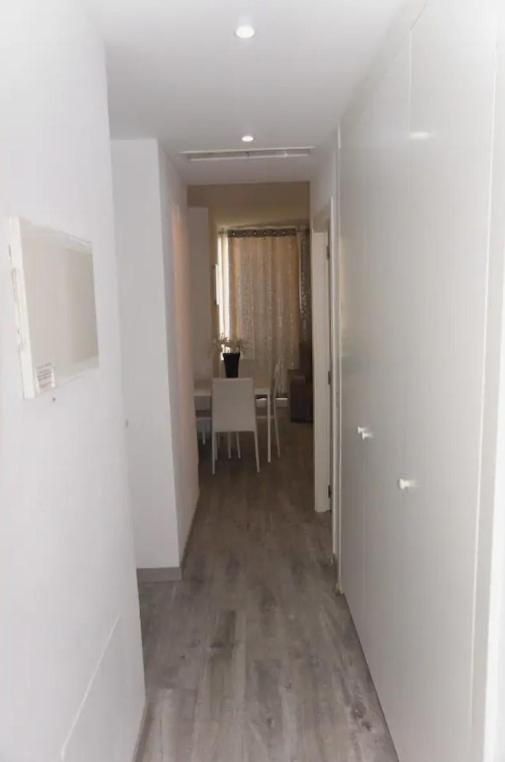 Estudio En Plaza Vara Del Rey Madrid Exteriér fotografie